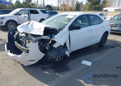 2015 Toyota Corolla Le z USA, uszkodzony, nr VIN 2T1BURHE9FC288925